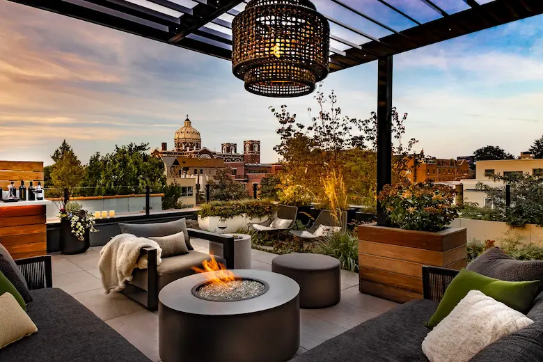 تصویری از طراحی روف گاردن - A picture of Roof garden design