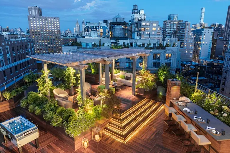 تصویری از طراحی روف گاردن - A picture of Roof garden design