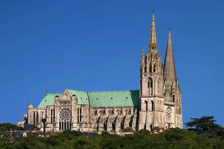 تصویری از معماری گوتیک - a picture of Gothic architecture