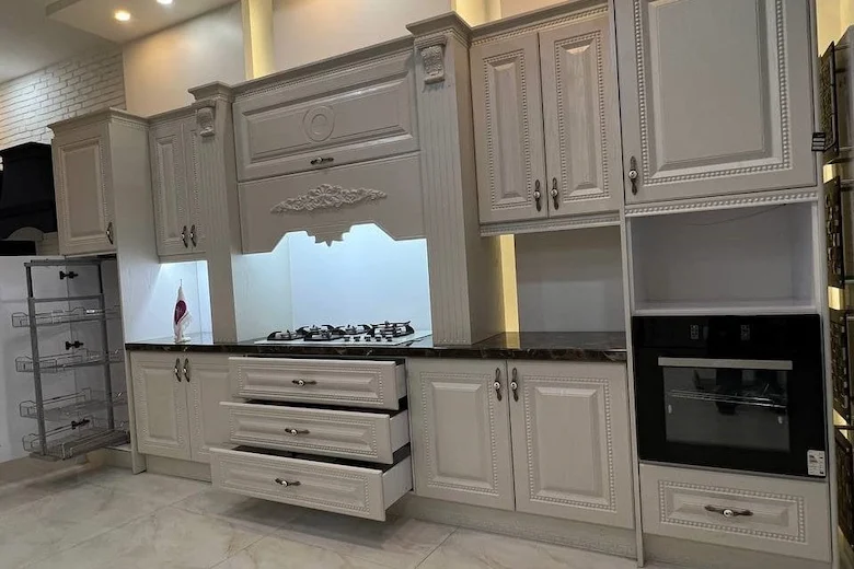تصویری از طراحی کابینت آشپزخانه - a picture of Kitchen cabinet design