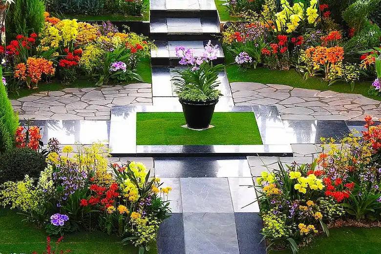 تصویری از فضای سبز ویلا - a picture of Villa green space