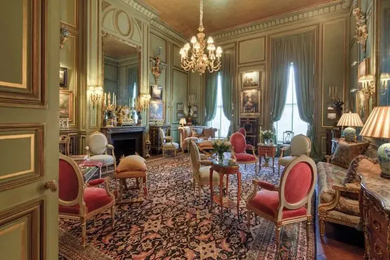 تصویری از طراحی داخلی کلاسیک - a picture of Classic interior decoration