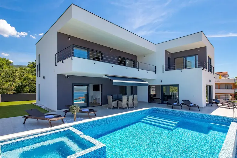 تصویری از سریع ترین روش ساخت ویلا - The fastest way to build a villa